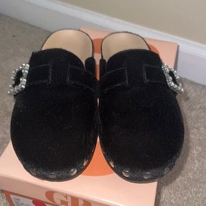 Slip on shoes